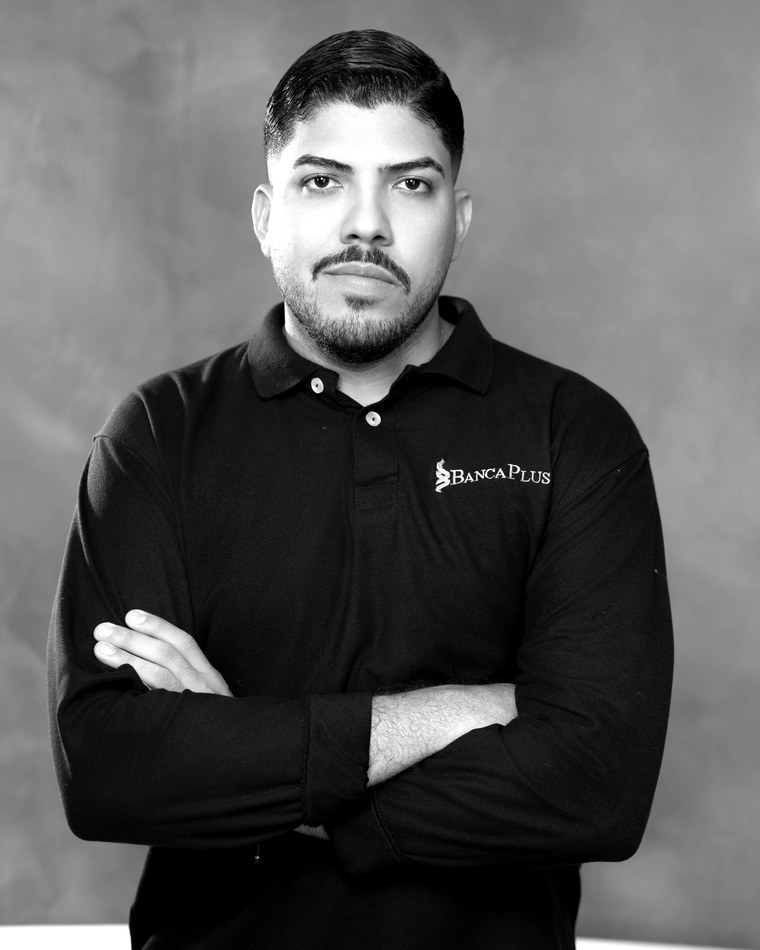 Luis Izamón