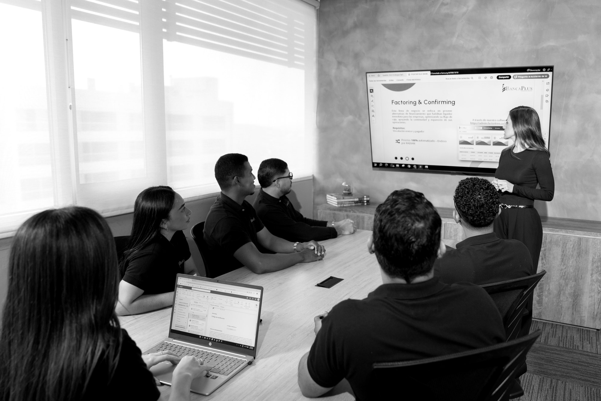 Presentación de servicios al equipo